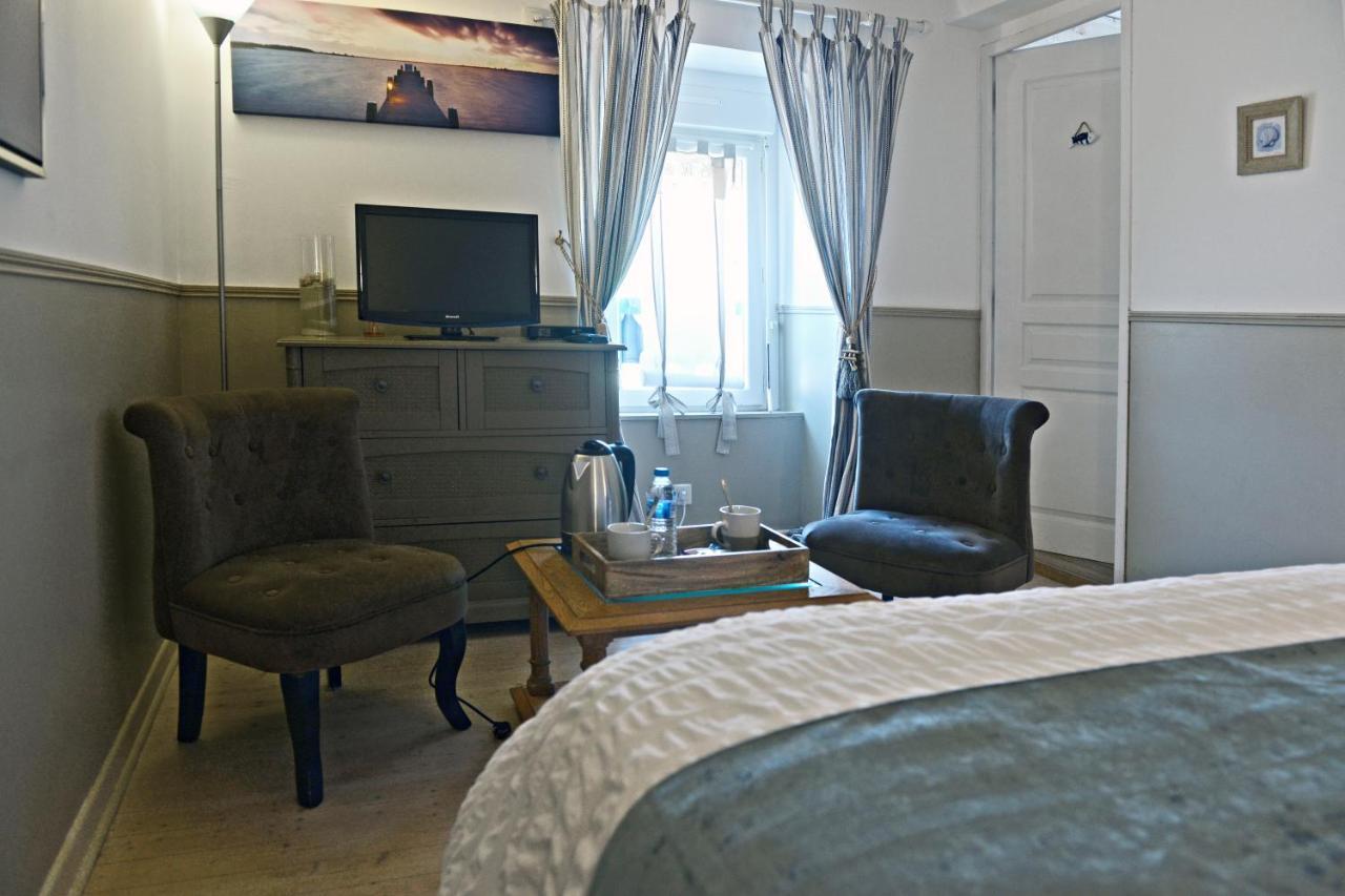 Le Domaine Du Pont Canon Plourivo Экстерьер фото